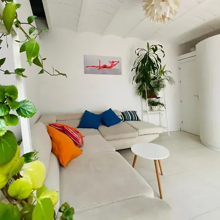Duplex-loft En Appartamento Granada